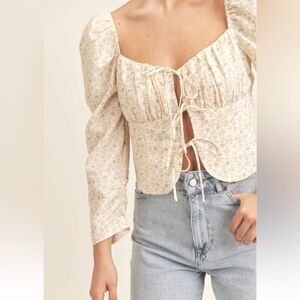 NWT LUSH Brynn front tie top size Small yellow floral